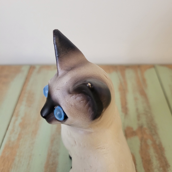 Siamese Cat Figurine - Black and White - Picture 10 of 13
